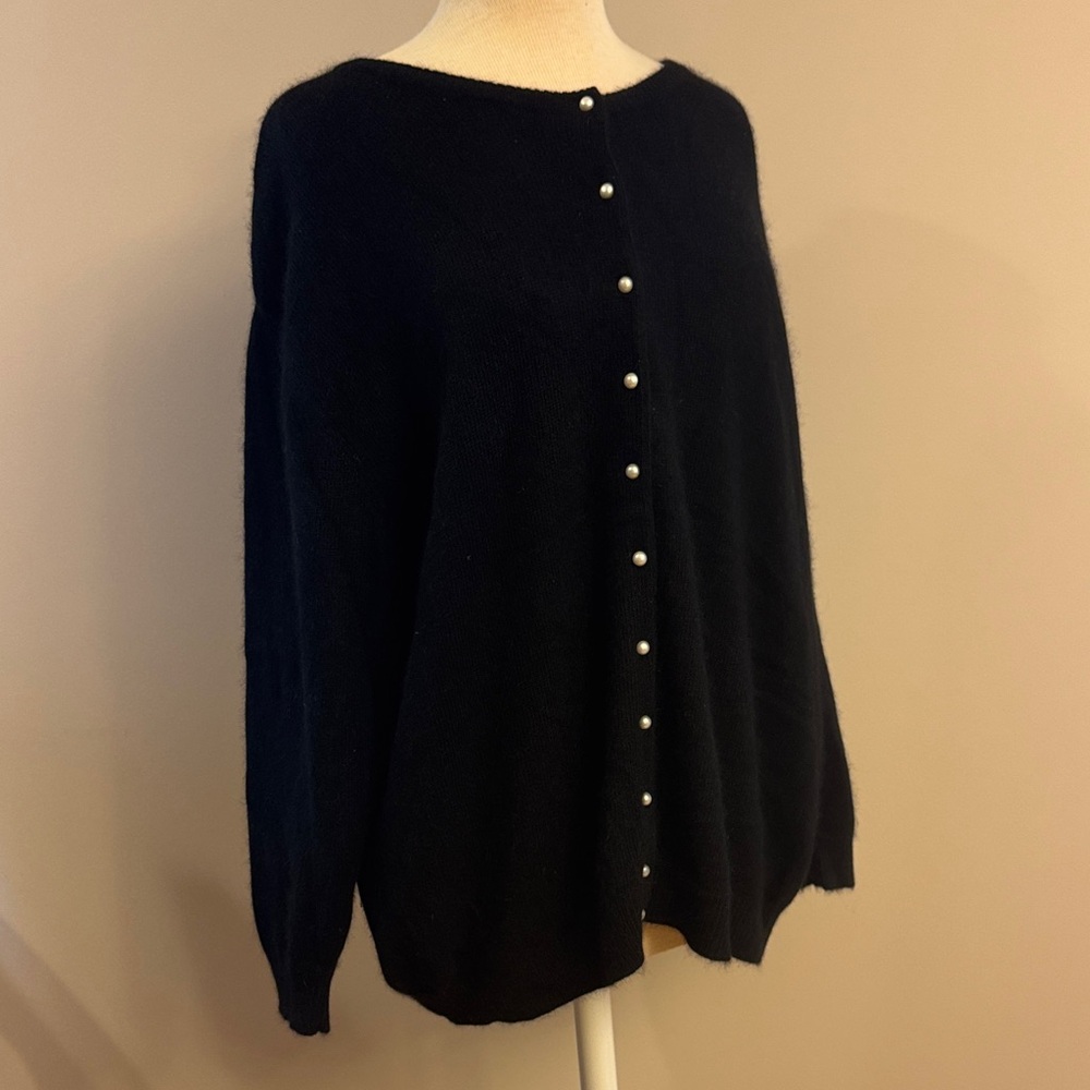 Pearl Button Black Sweater